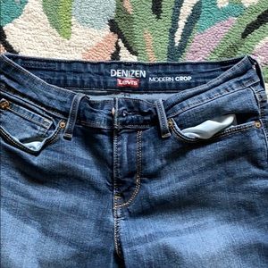Denizen Modern Crop Jeans